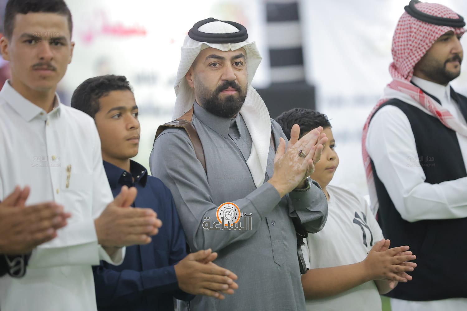 Madar Al-Saa Images 0.7989990928000673