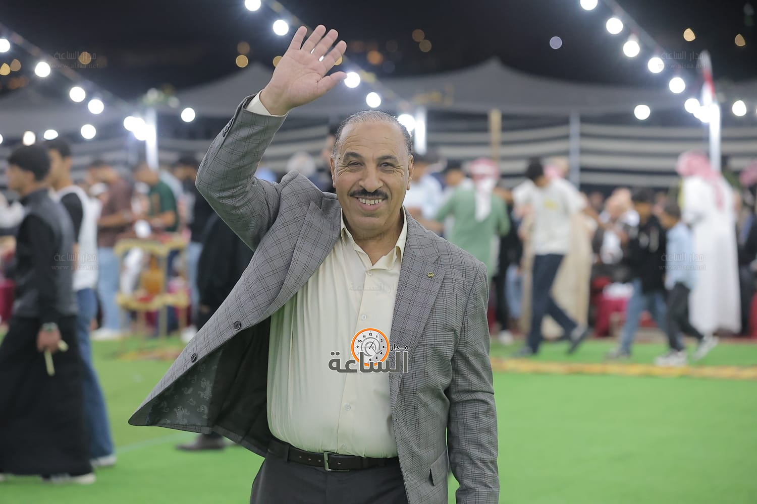 Madar Al-Saa Images 0.22298346145542525