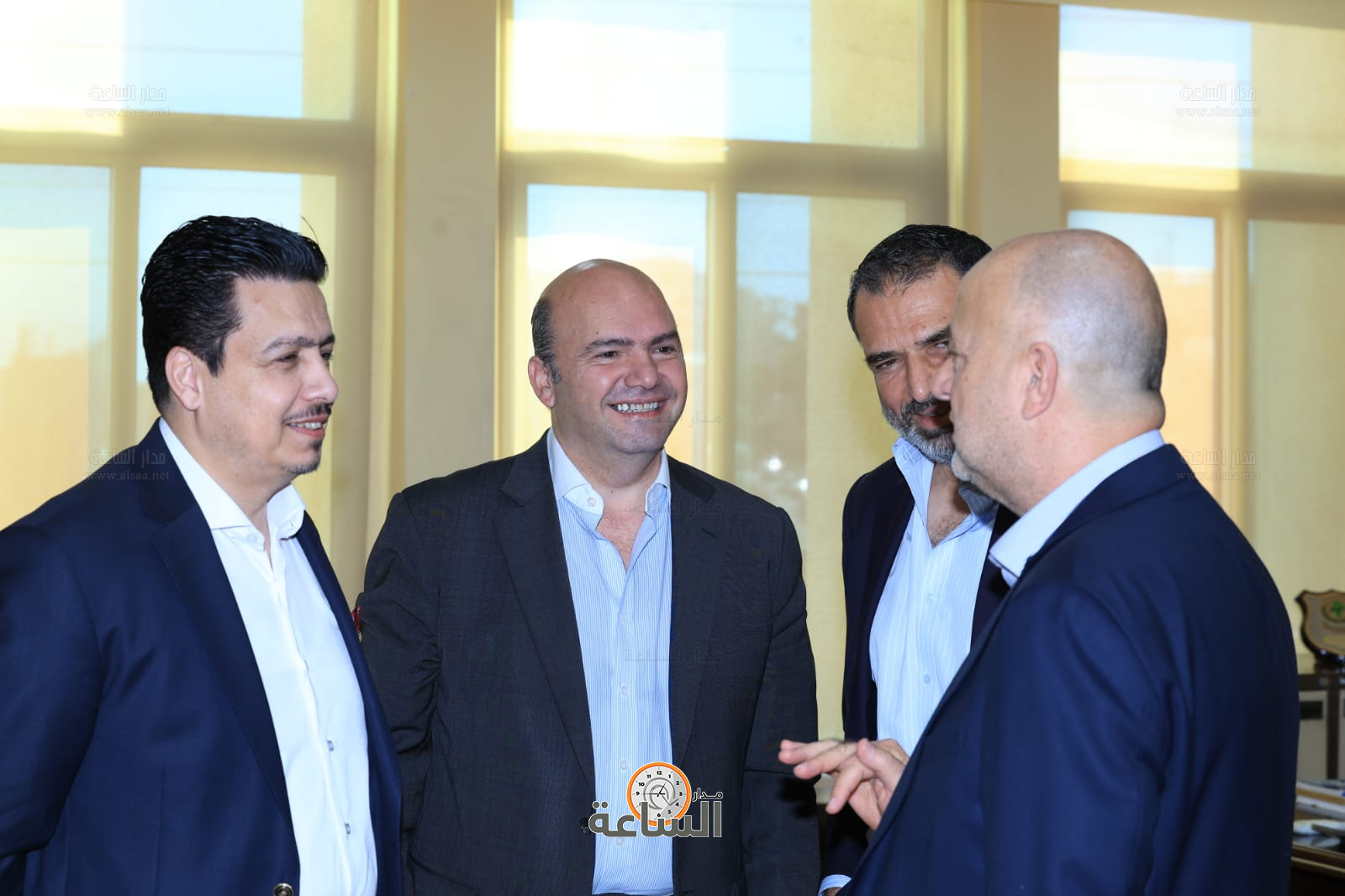 Madar Al-Saa Images 0.6548813472371178