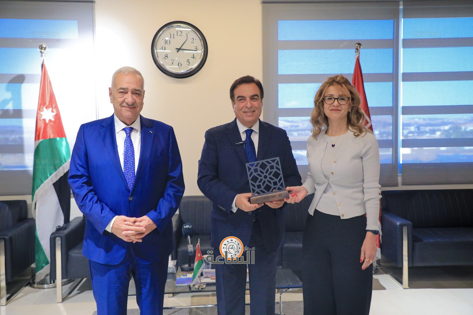 Madar Al-Saa Images 0.4891364968196861