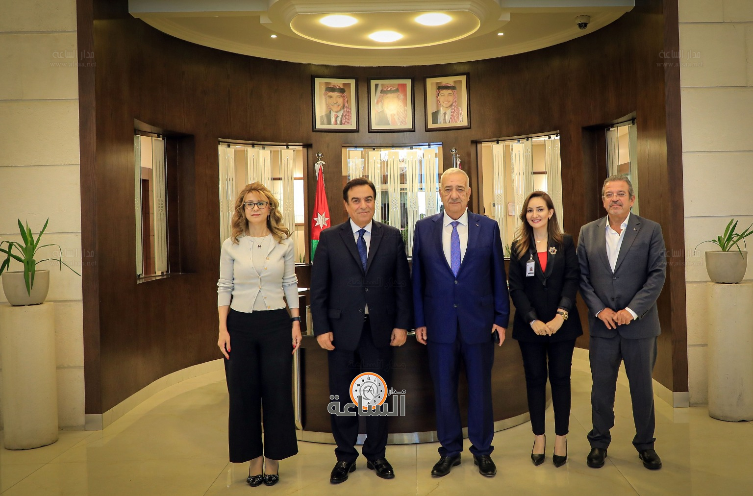 Madar Al-Saa Images 0.6236449168563624