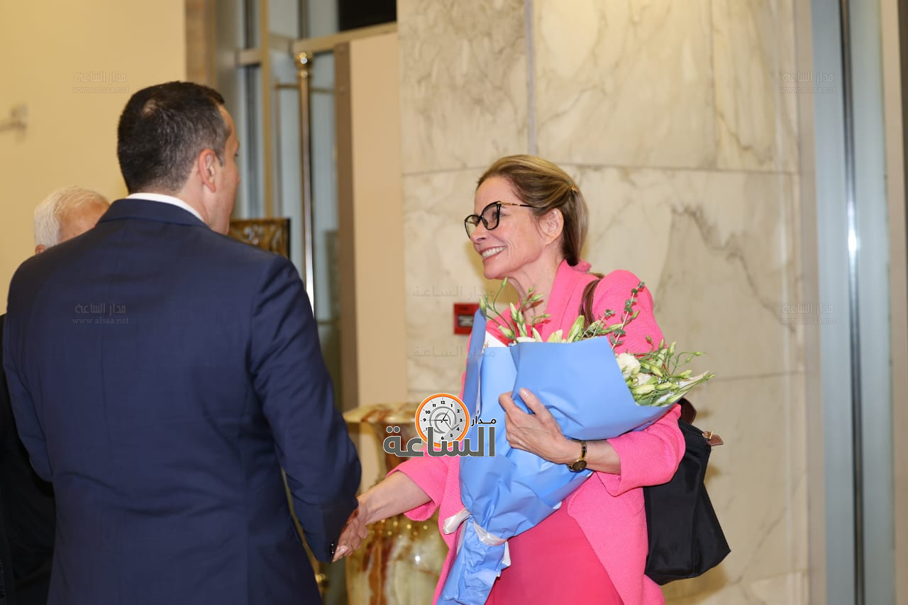 Madar Al-Saa Images 0.3980921447003828