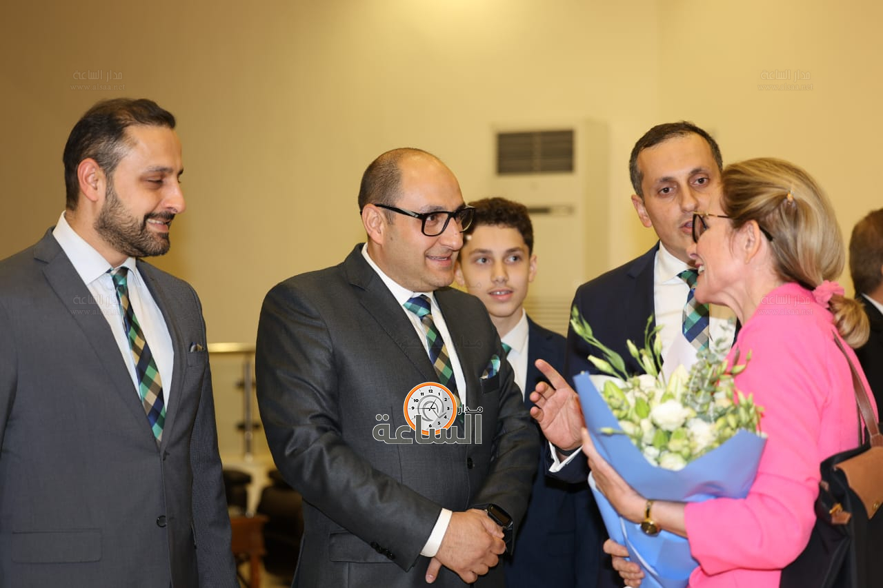 Madar Al-Saa Images 0.280530430342105