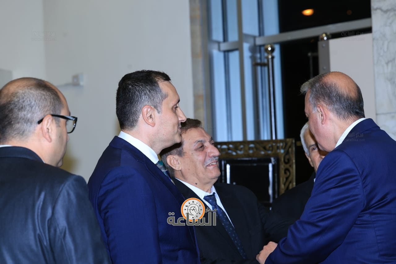 Madar Al-Saa Images 0.009655885019134058