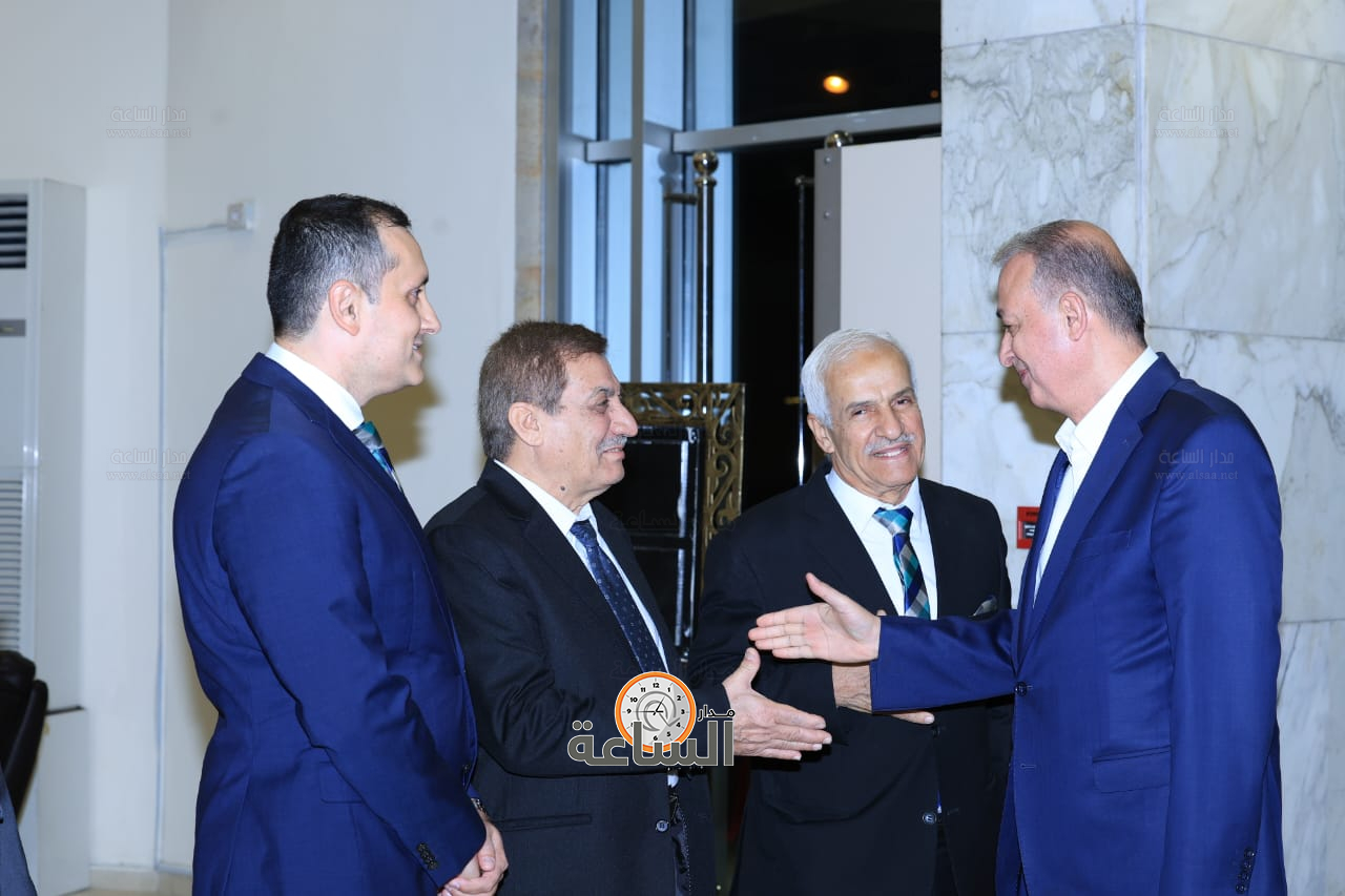 Madar Al-Saa Images 0.07666074228068231