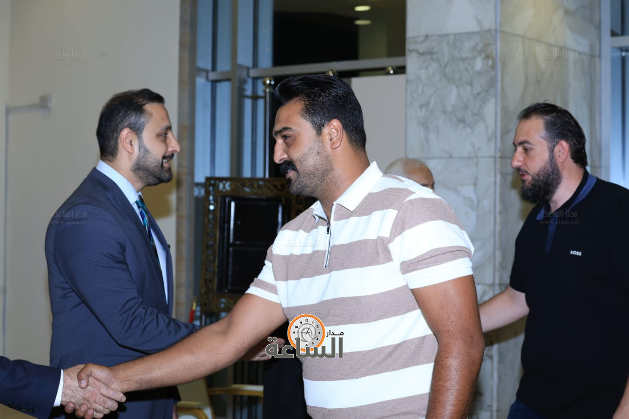 Madar Al-Saa Images 0.9224867535416357