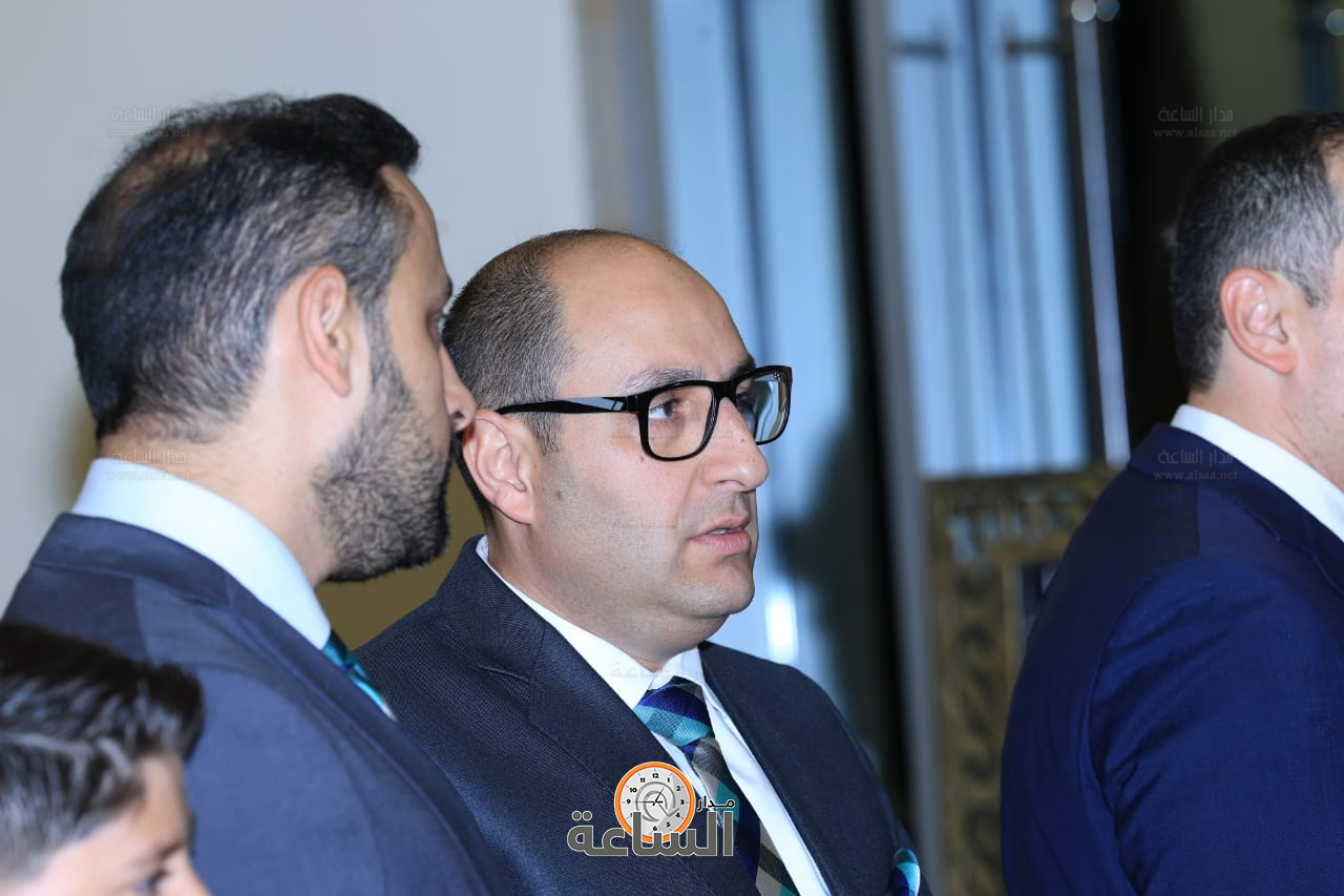 Madar Al-Saa Images 0.16350701637597076