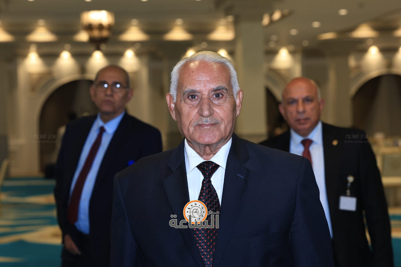 Madar Al-Saa Images 0.36360364542263557