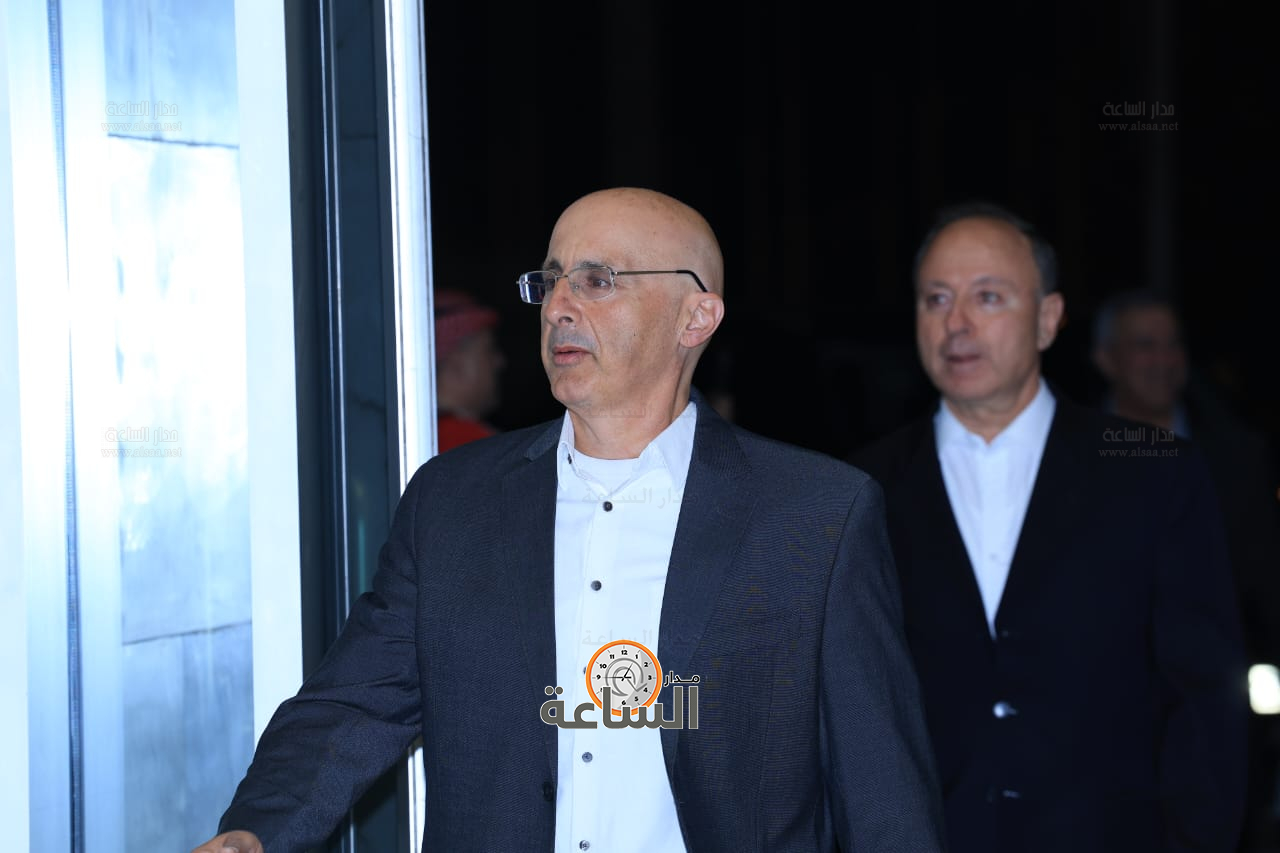 Madar Al-Saa Images 0.6055827104079032