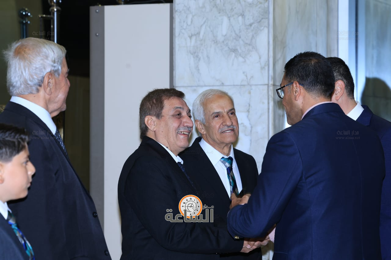 Madar Al-Saa Images 0.9846652559748449