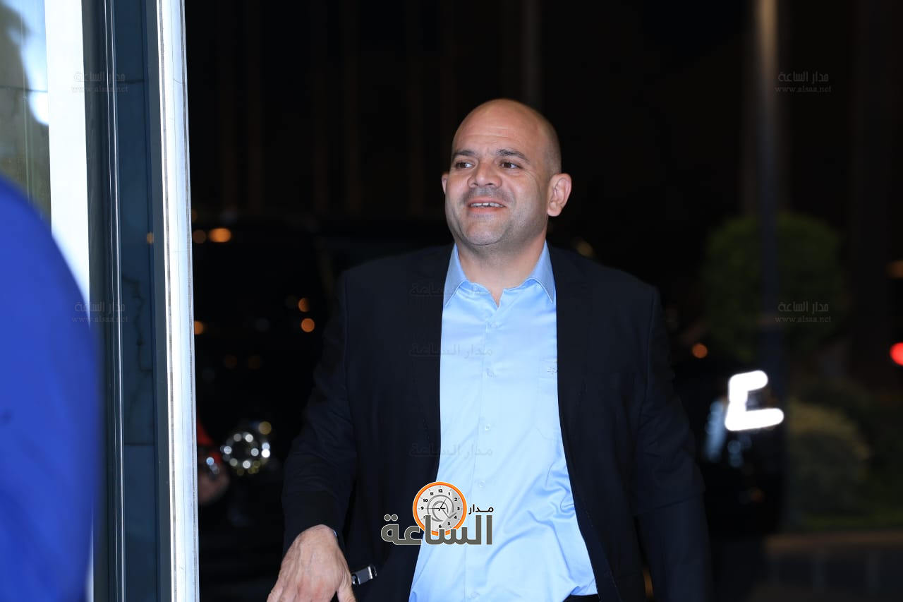 Madar Al-Saa Images 0.9834390788162354