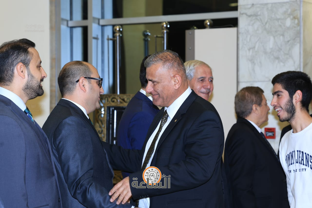 Madar Al-Saa Images 0.18575628990018345