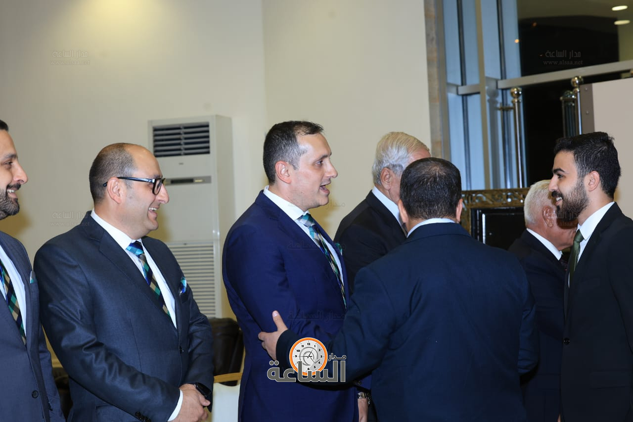 Madar Al-Saa Images 0.4817112020660054