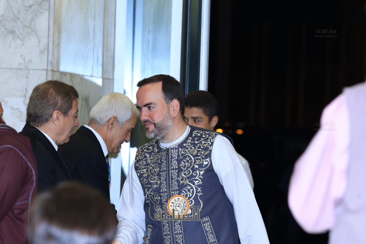 Madar Al-Saa Images 0.38133408105689826