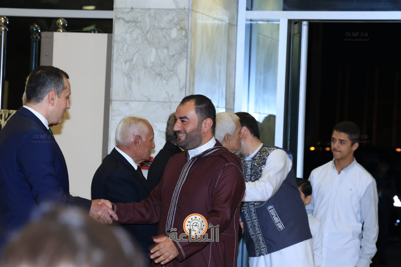 Madar Al-Saa Images 0.45148558881442313