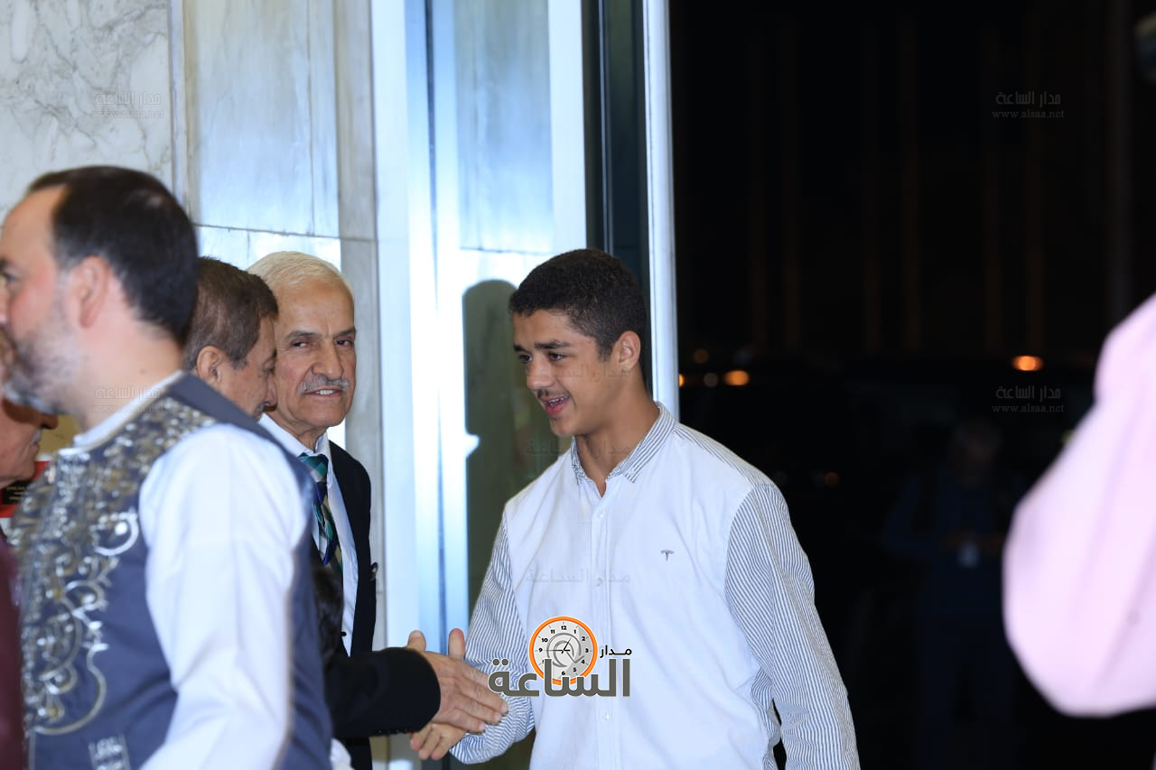 Madar Al-Saa Images 0.3376445965150098