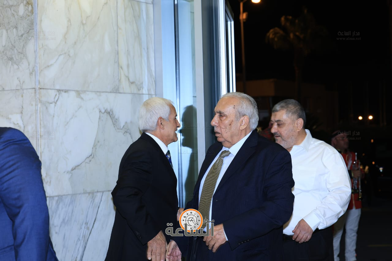 Madar Al-Saa Images 0.8308114016960169