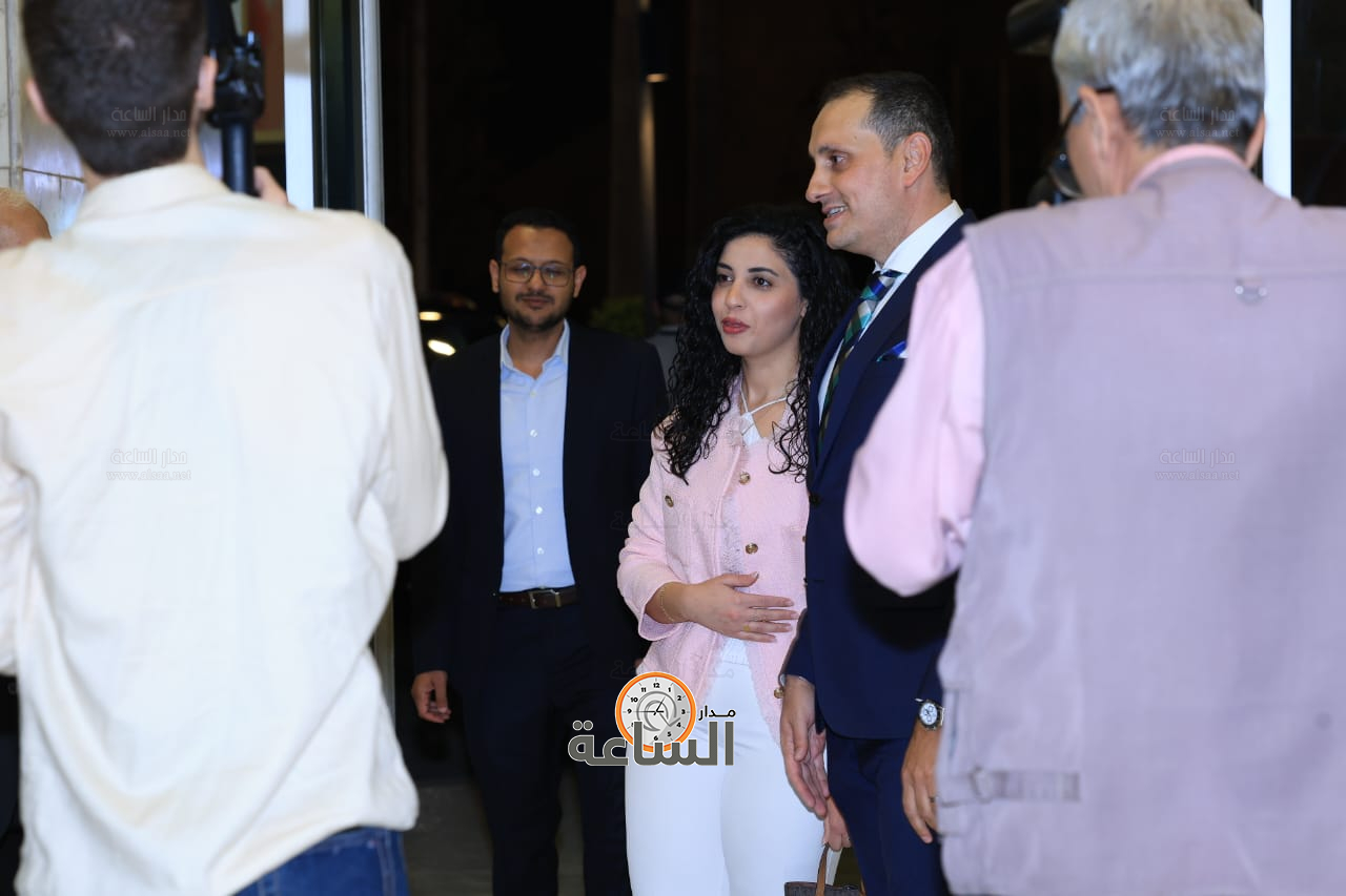 Madar Al-Saa Images 0.7275930213995899