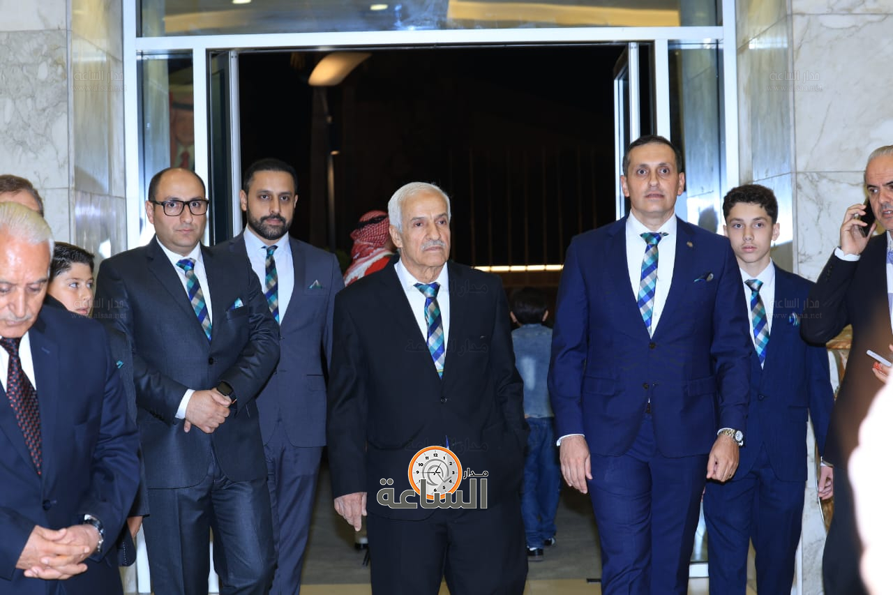 Madar Al-Saa Images 0.523771065695821