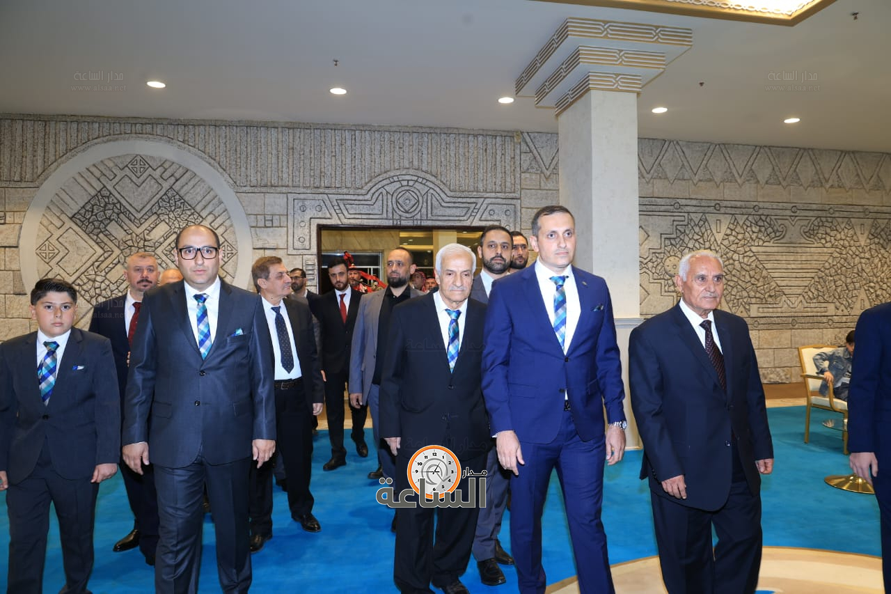 Madar Al-Saa Images 0.8832144796789729