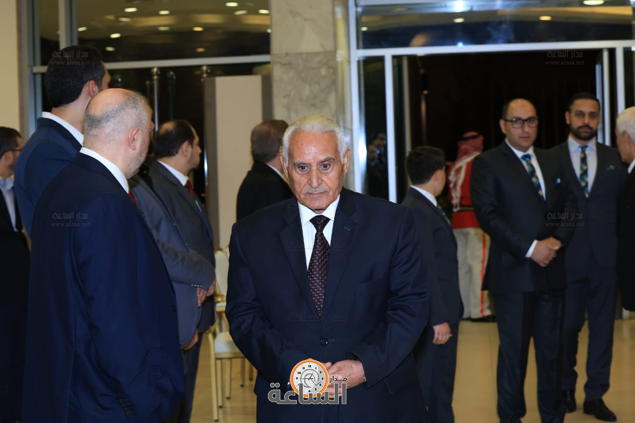 Madar Al-Saa Images 0.4738104622422038