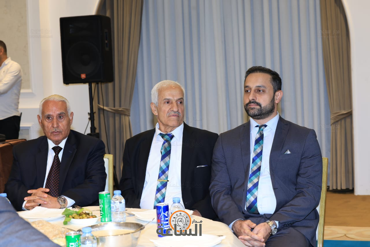 Madar Al-Saa Images 0.8843004505646374