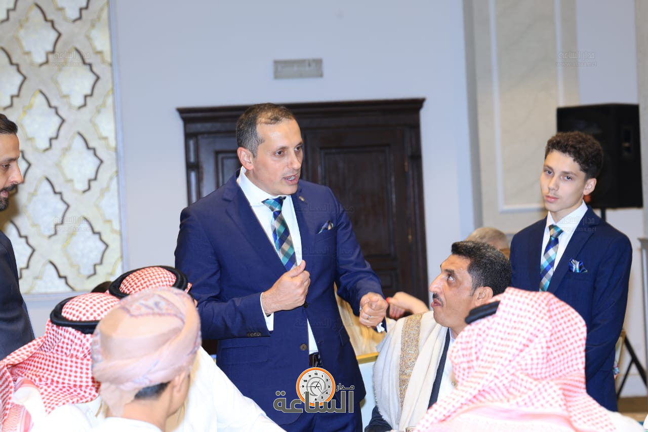 Madar Al-Saa Images 0.08971135094347871