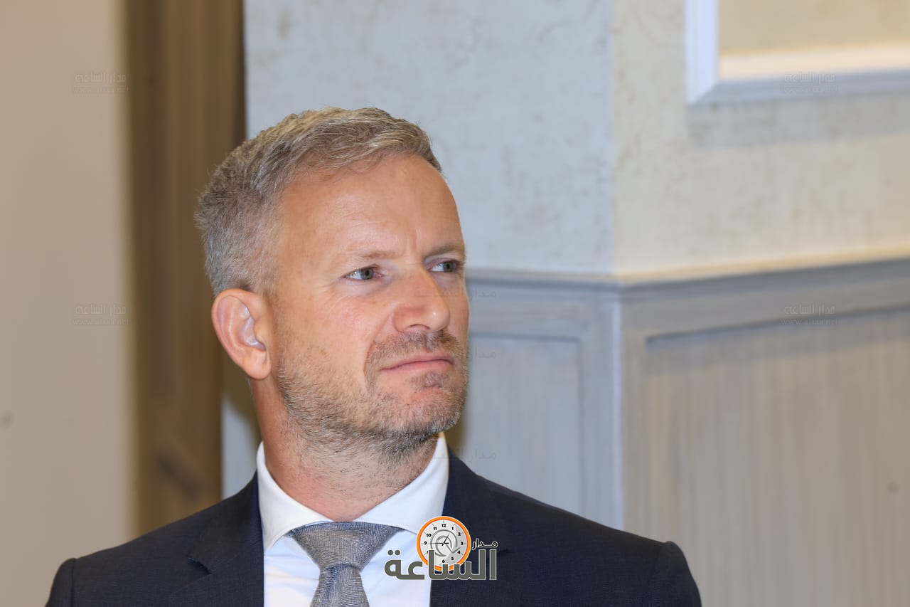 Madar Al-Saa Images 0.6114629999430361