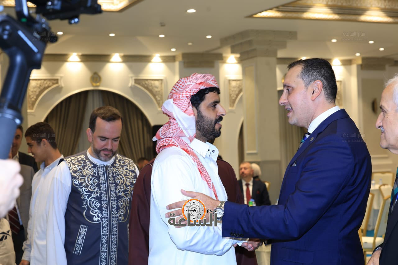 Madar Al-Saa Images 0.7473680423276075