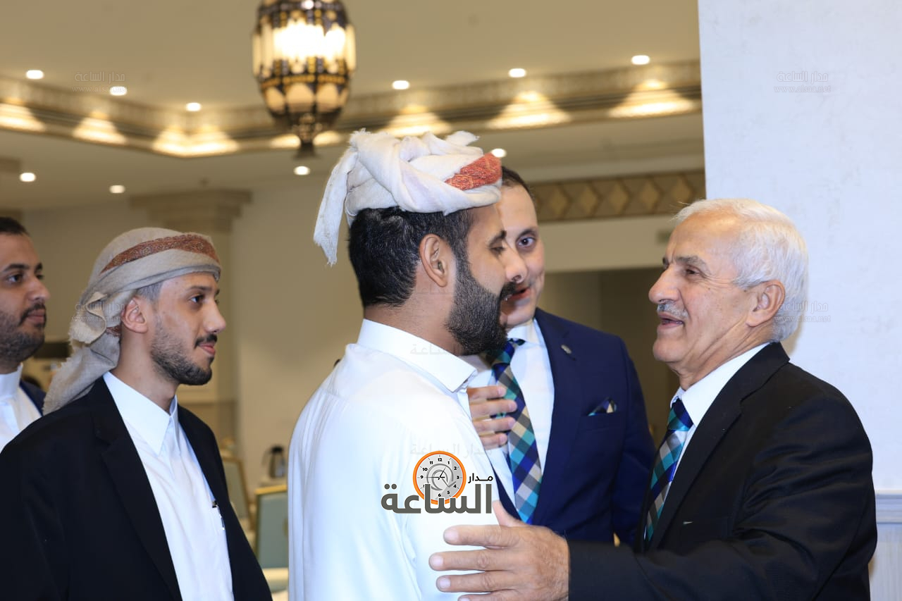 Madar Al-Saa Images 0.7382009332027253