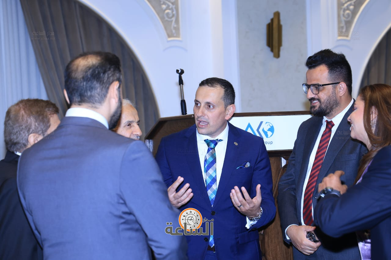 Madar Al-Saa Images 0.7567948881643807