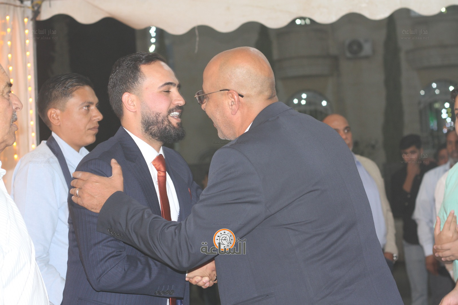 Madar Al-Saa Images 0.14082830283272396