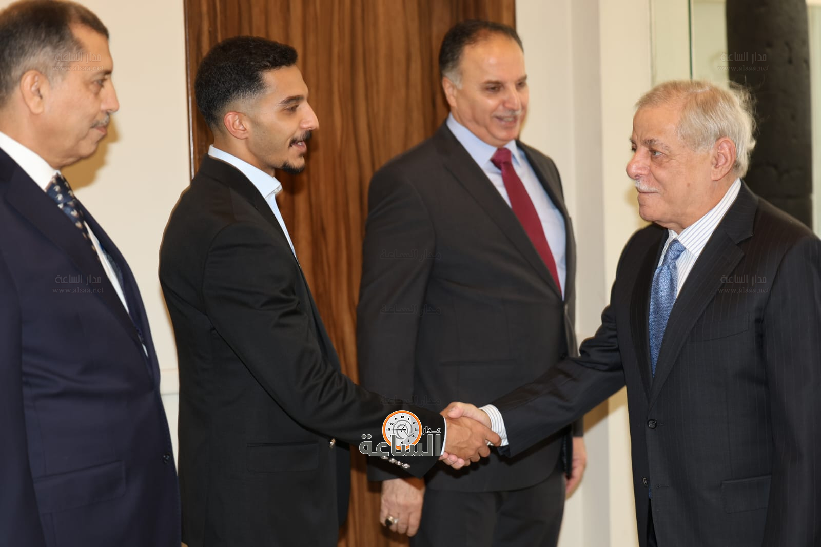 Madar Al-Saa Images 0.48570212230403775