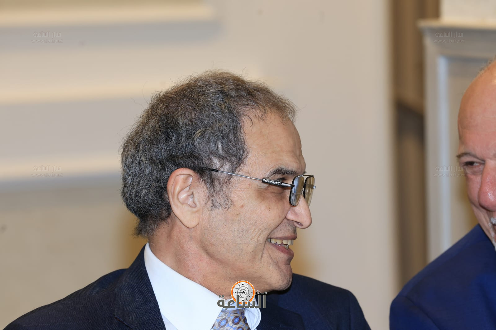 Madar Al-Saa Images 0.32757355547094524