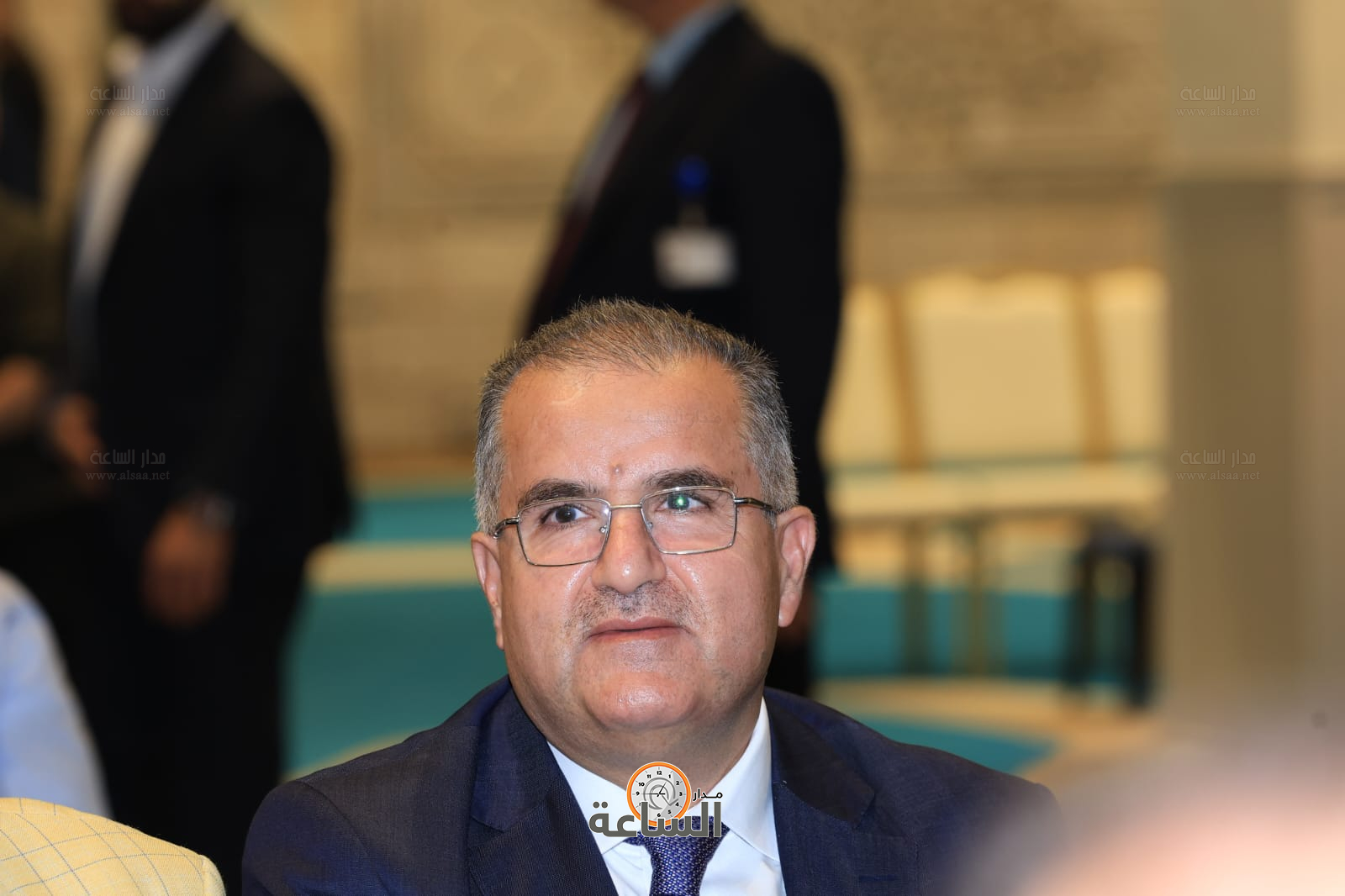 Madar Al-Saa Images 0.8715703146002538