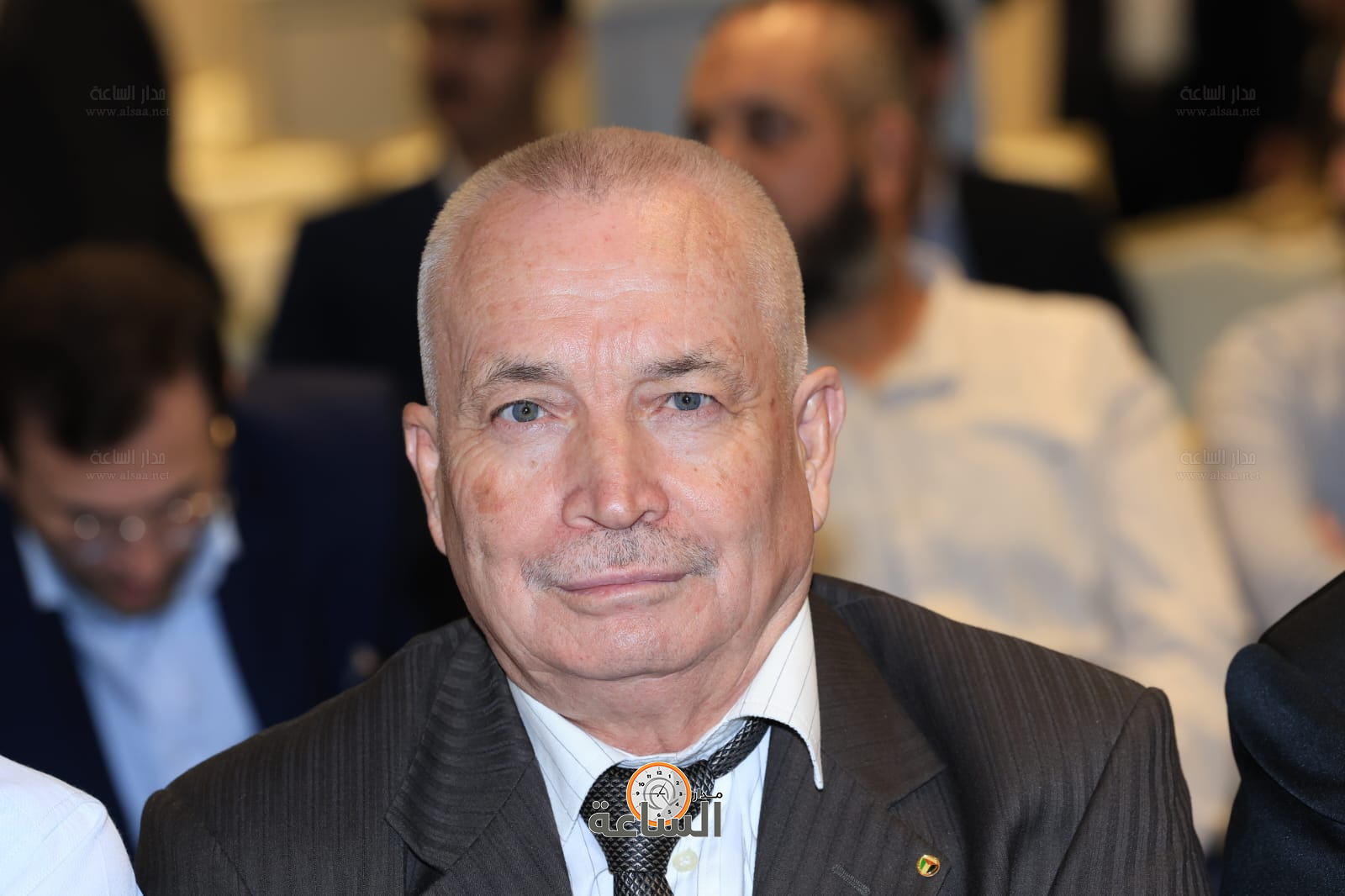 Madar Al-Saa Images 0.4108886775018138