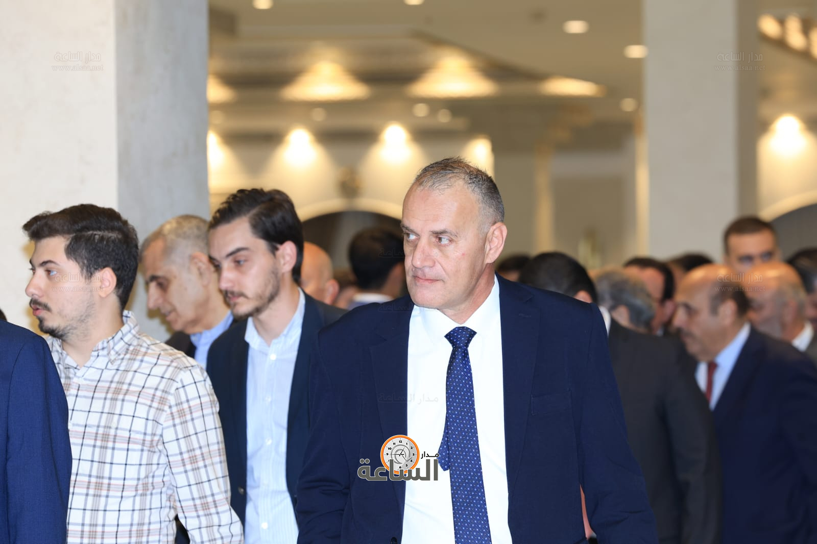 Madar Al-Saa Images 0.5540835365349384