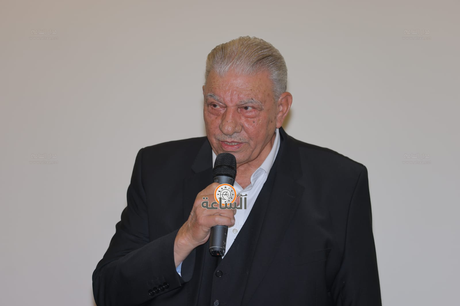 Madar Al-Saa Images 0.4400456756474934