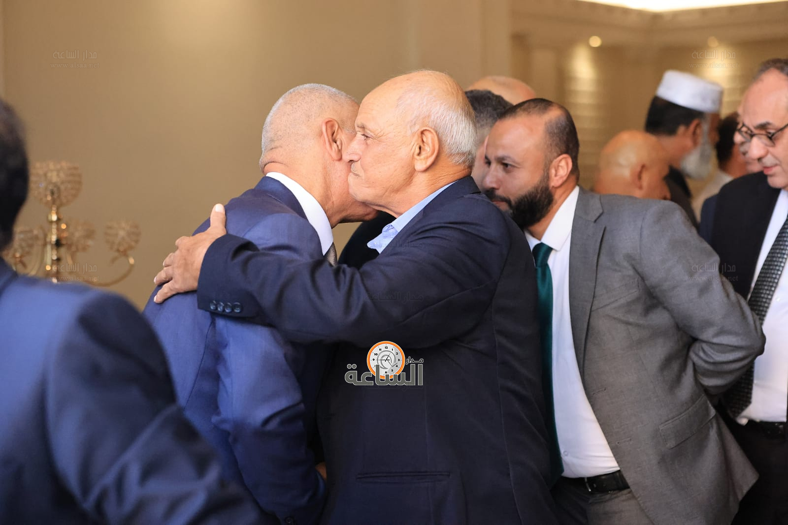 Madar Al-Saa Images 0.5612756363905453