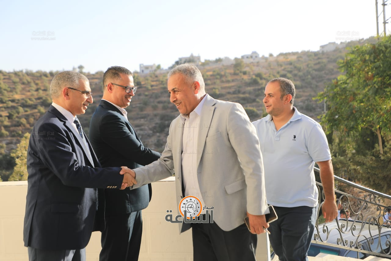 Madar Al-Saa Images 0.0932782337740461