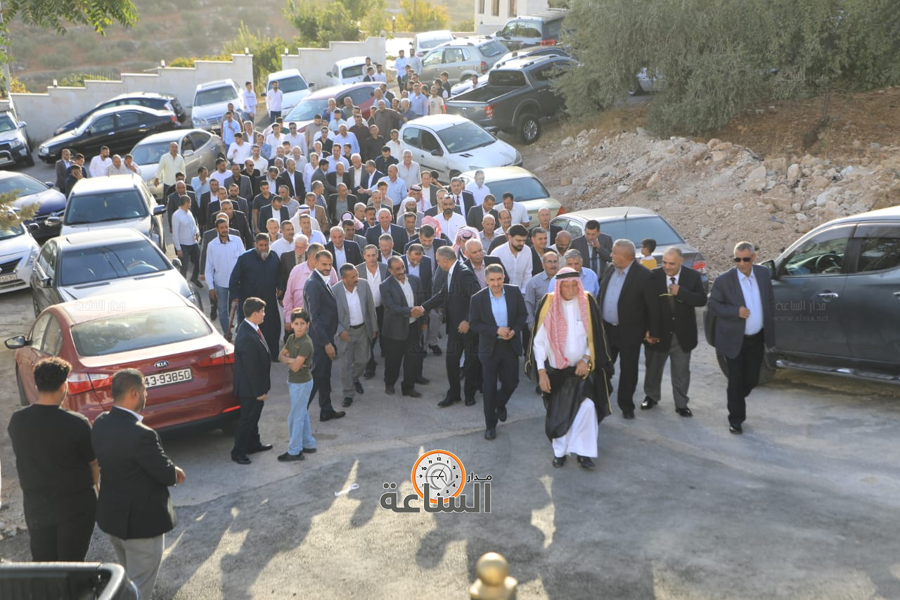 Madar Al-Saa Images 0.511024955145781