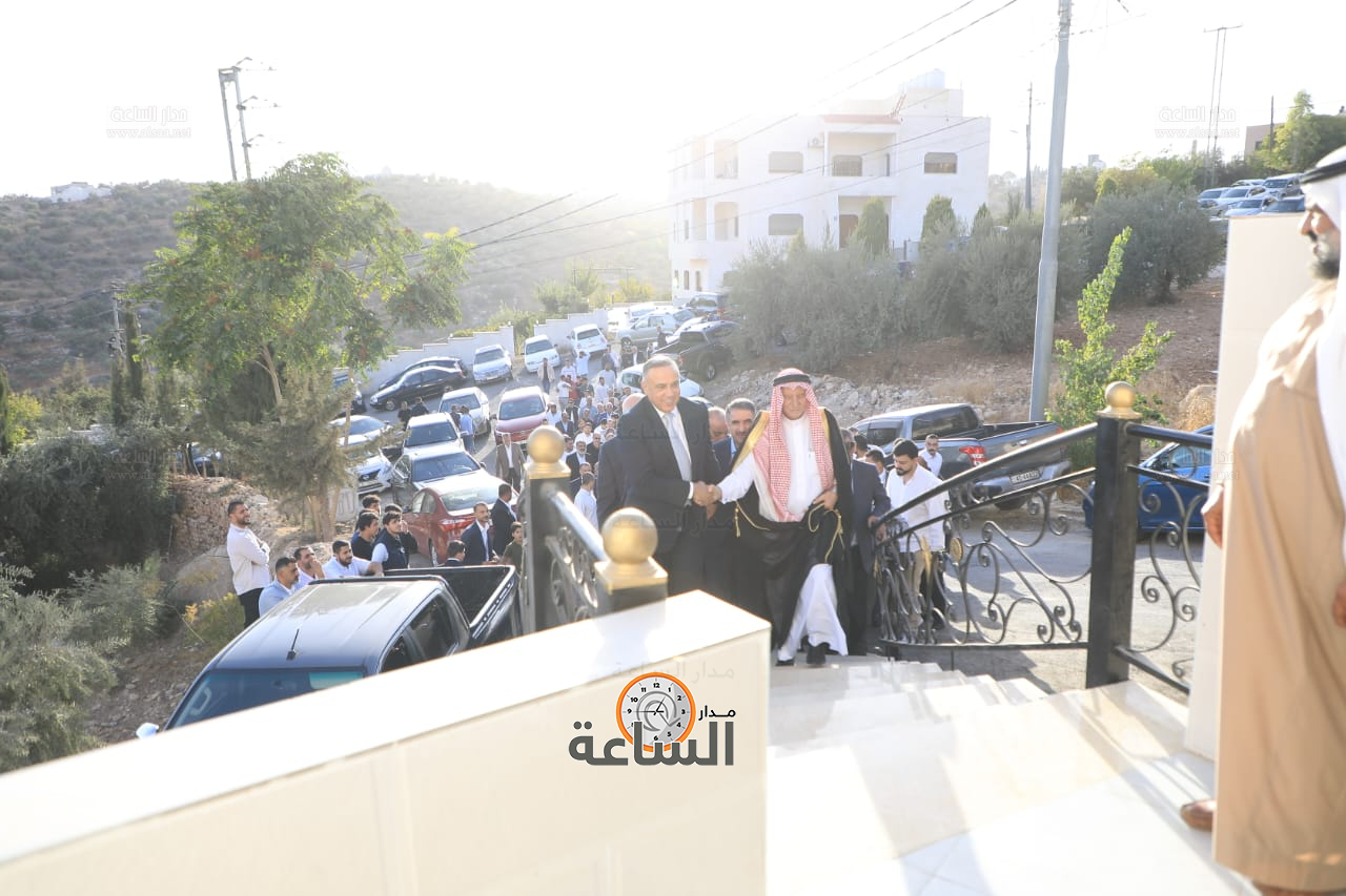 Madar Al-Saa Images 0.6133571448611043