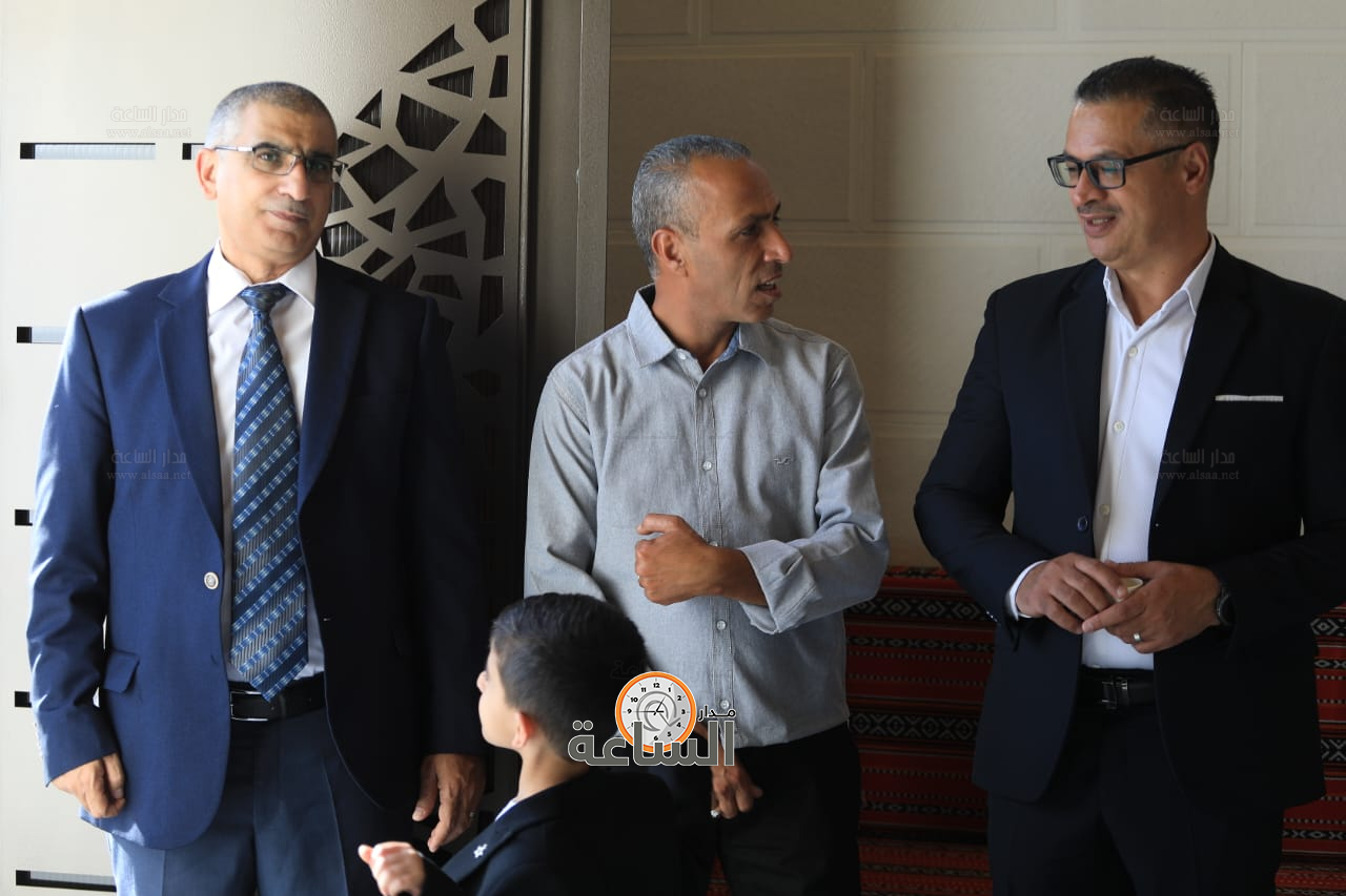 Madar Al-Saa Images 0.022291712102696315