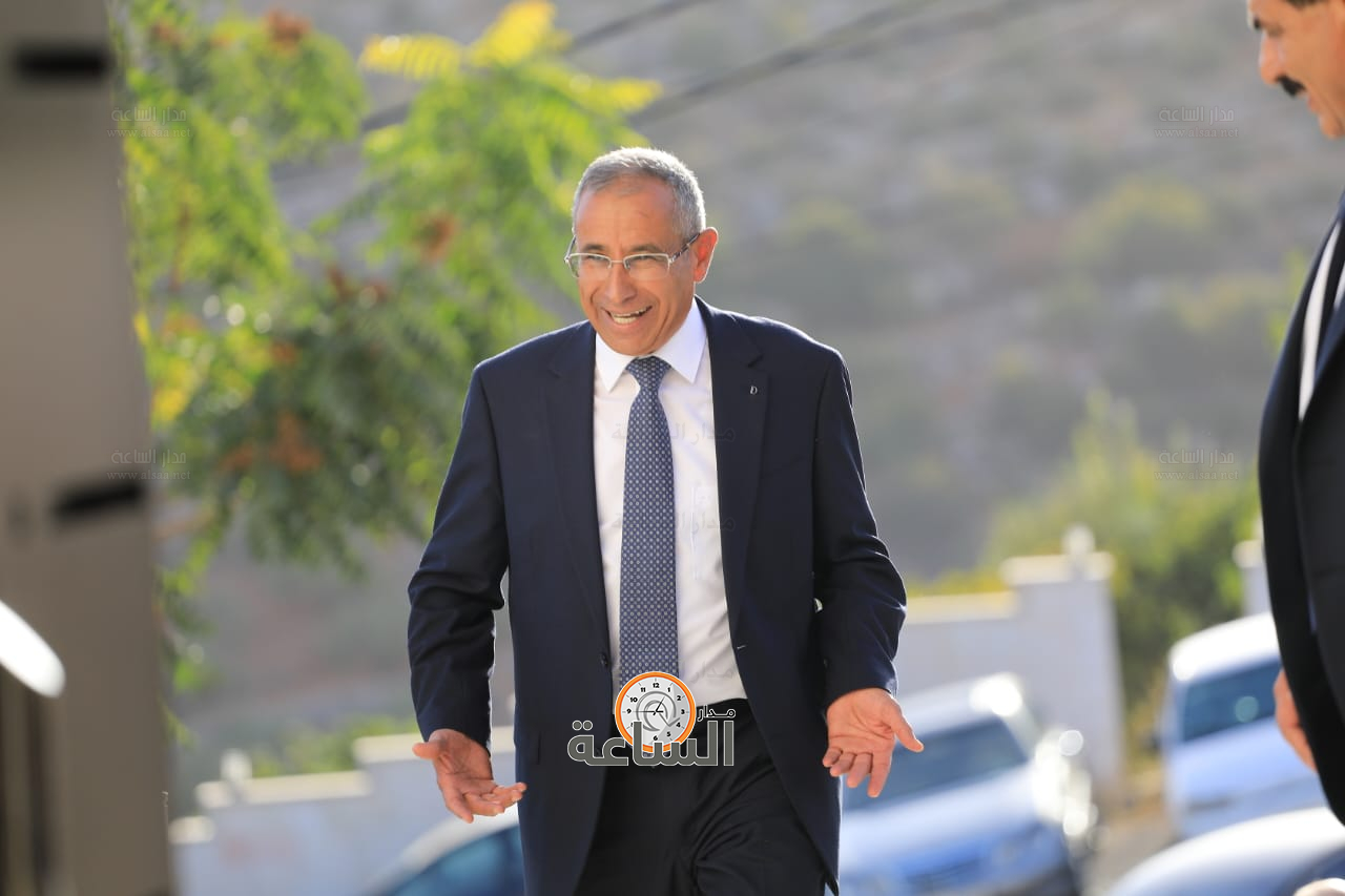 Madar Al-Saa Images 0.1540396723843358