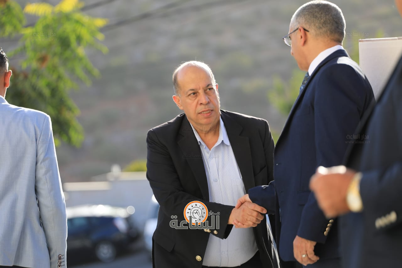 Madar Al-Saa Images 0.8110031204827247