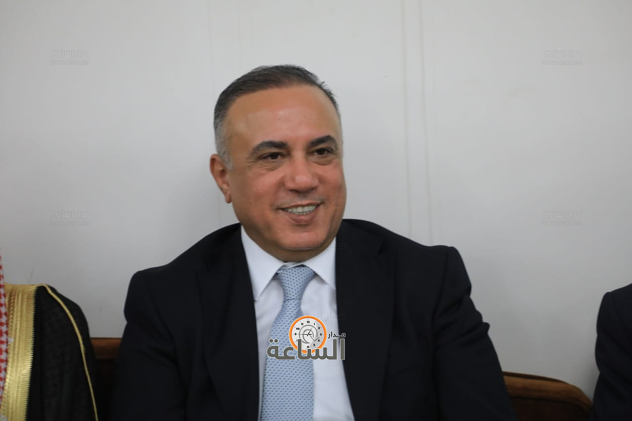 Madar Al-Saa Images 0.9380507872146749