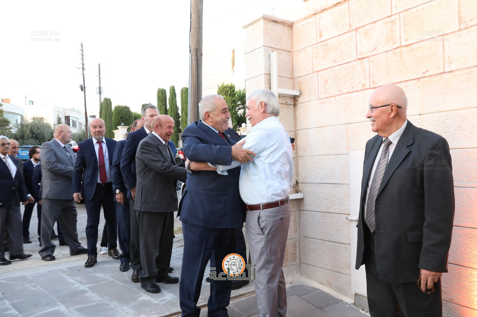 Madar Al-Saa Images 0.4266608906329731