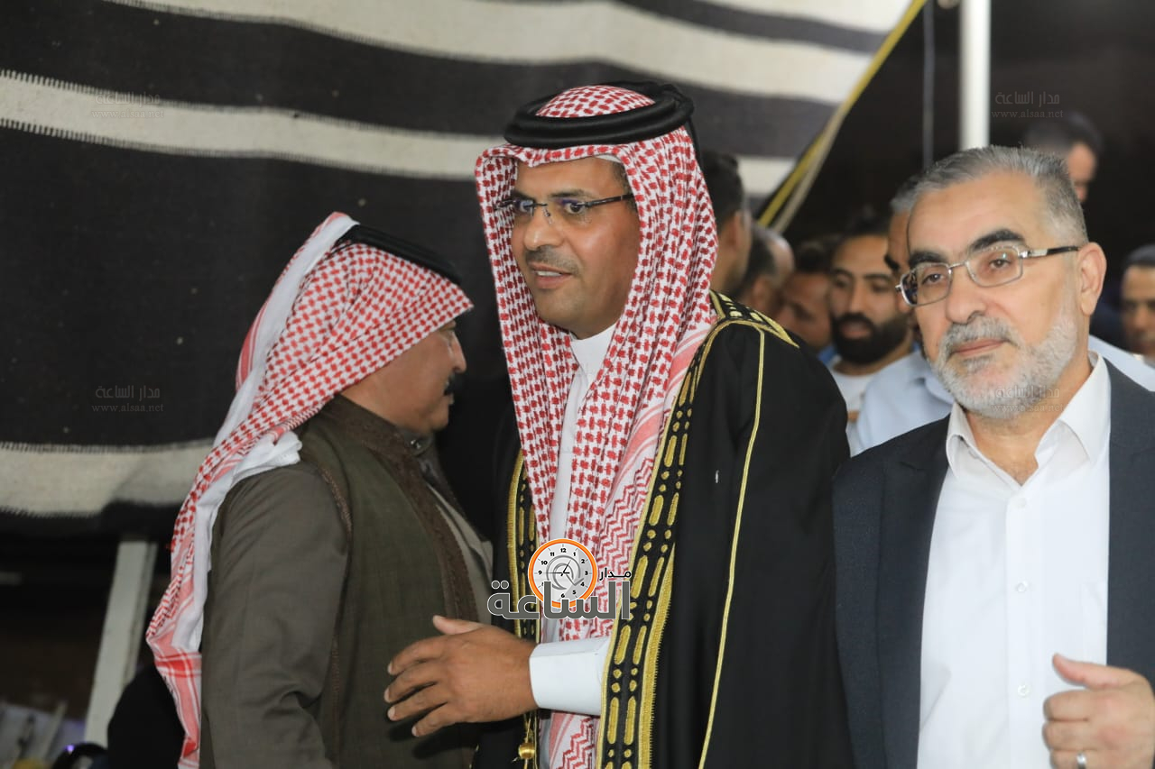 Madar Al-Saa Images 0.04484609158616337