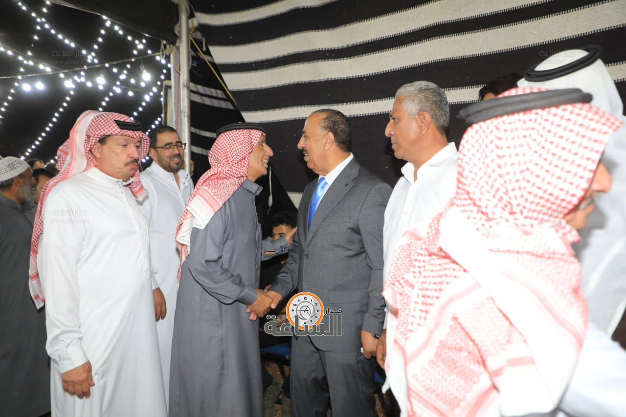 Madar Al-Saa Images 0.38951446116871813