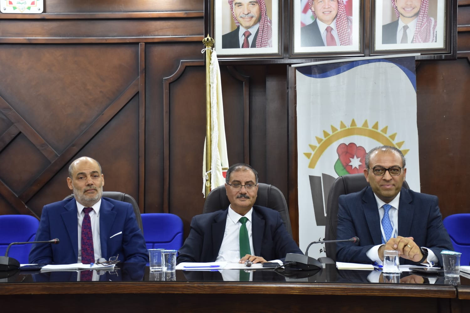 Madar Al-Saa Images 0.9223721963884932